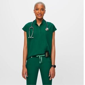 Figs Hunter Green High Waisted Zamora Jogger Scrub Pants & Rafaela Top